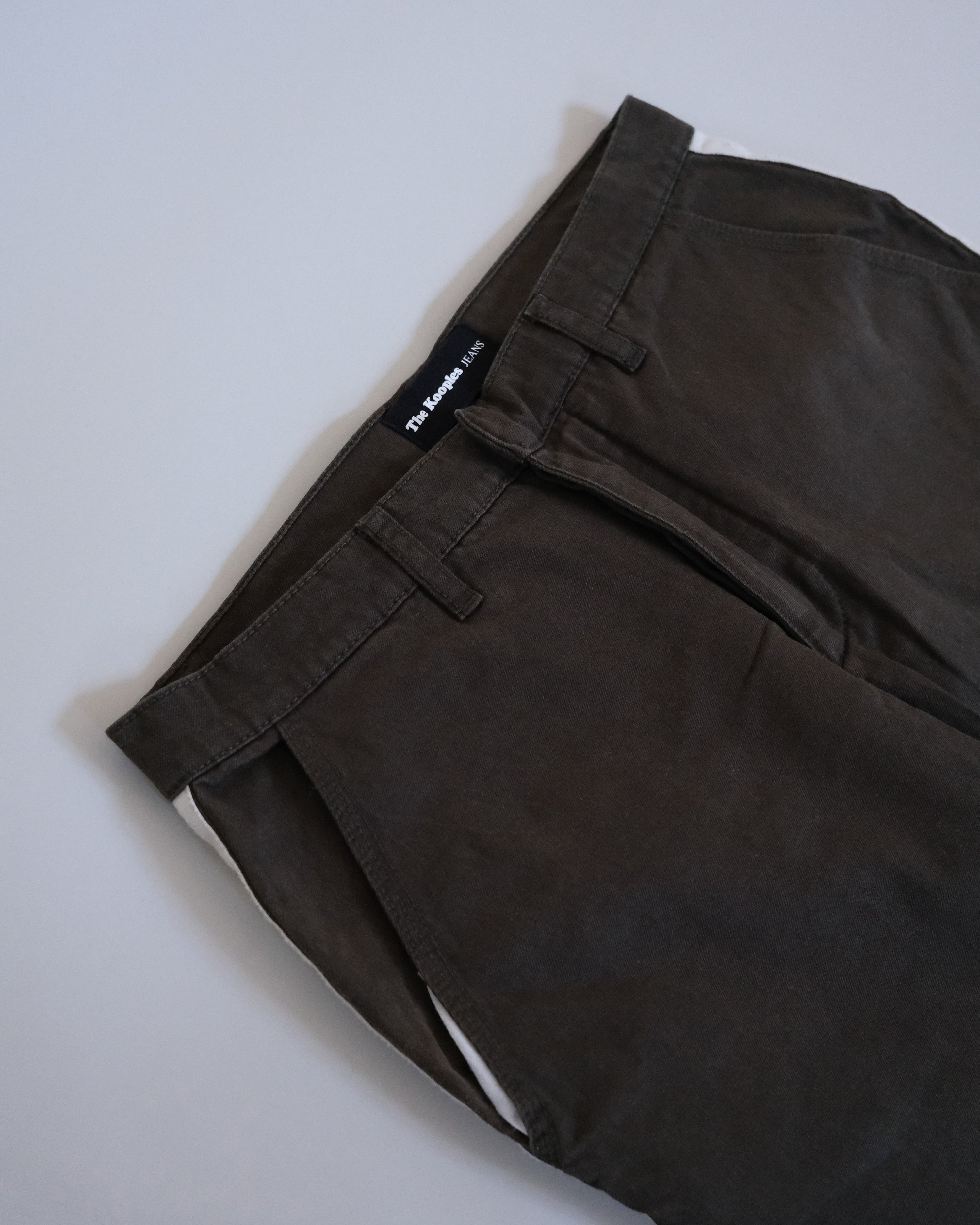 Side striped chinos