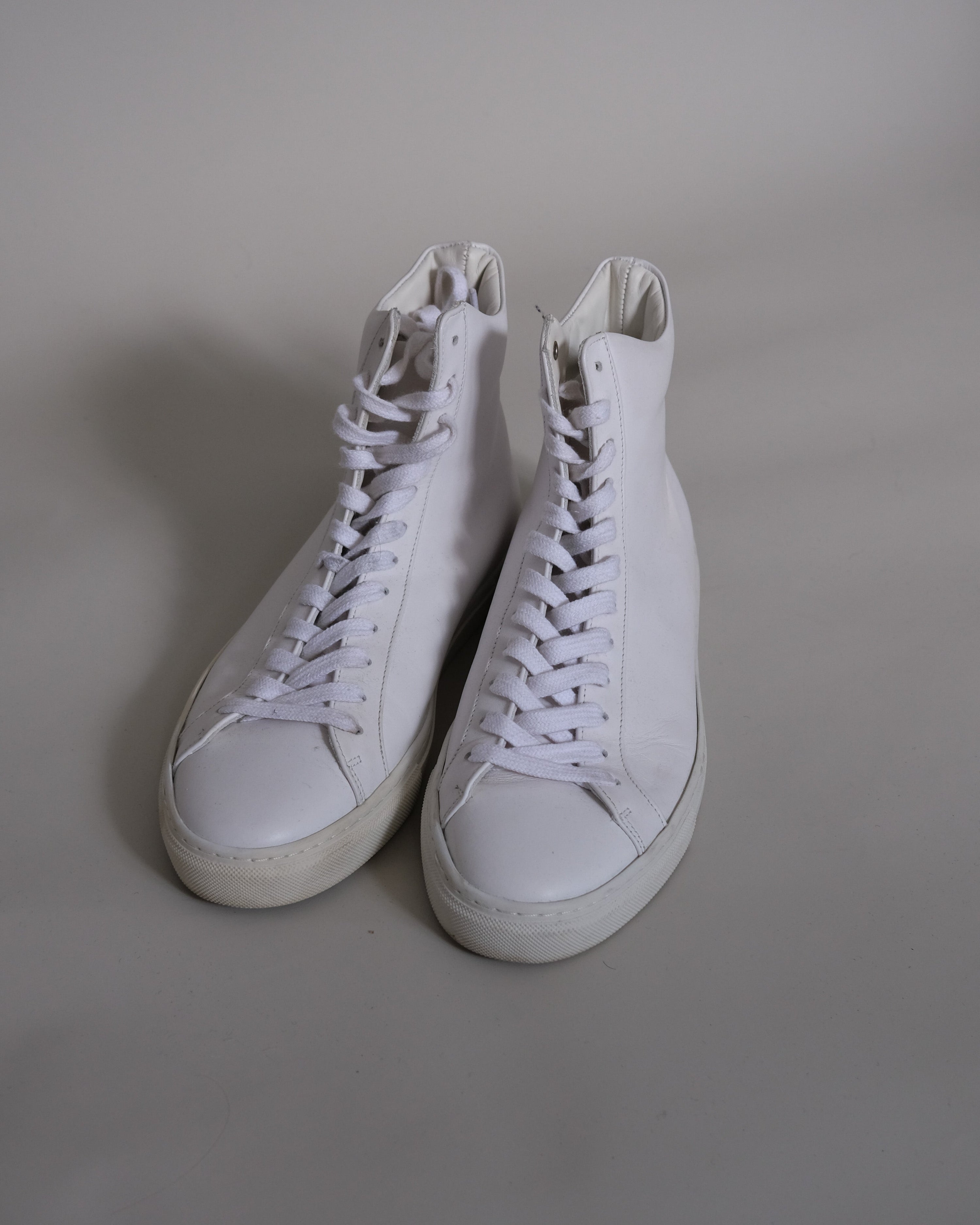 Leather sneakers