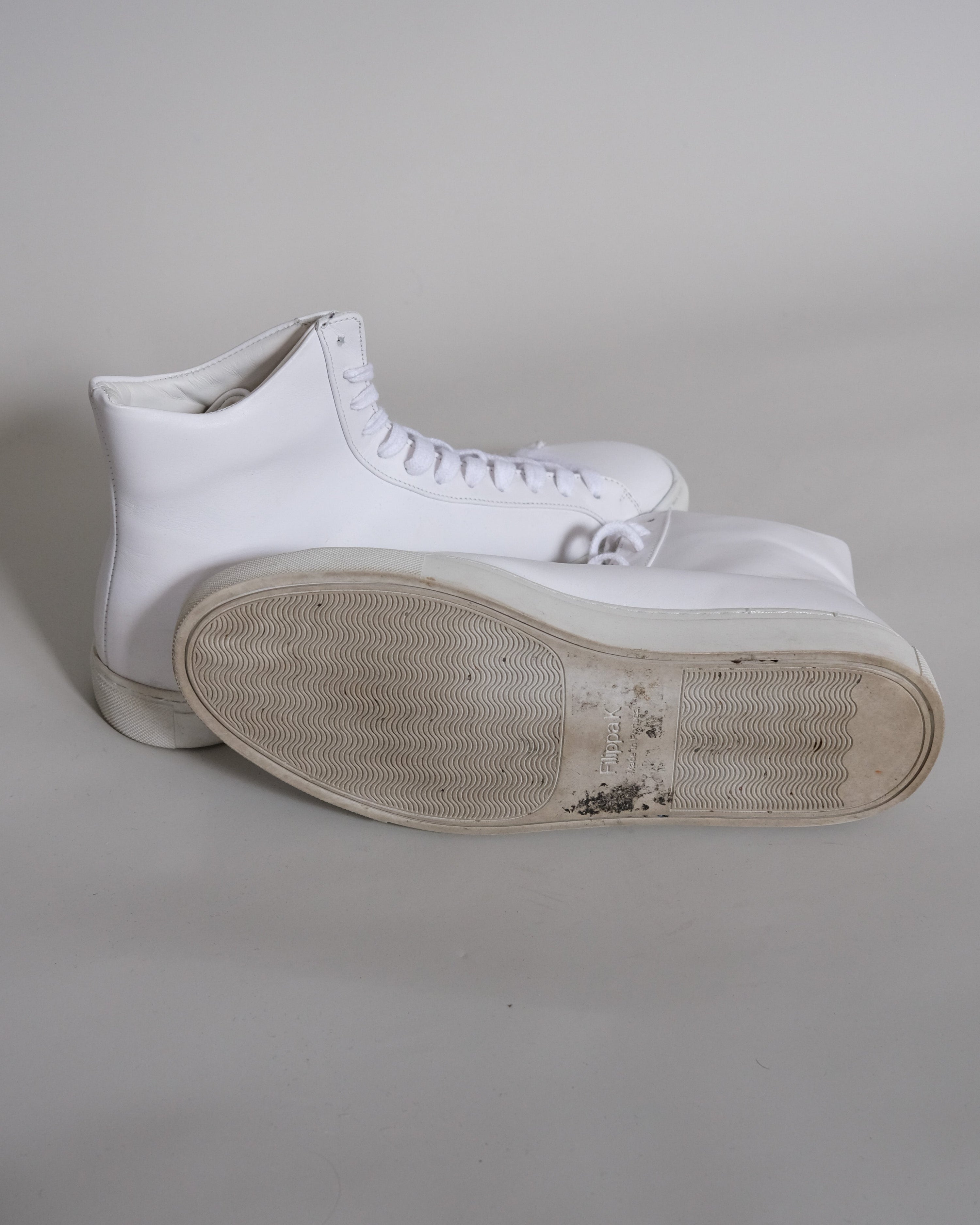 Leather sneakers