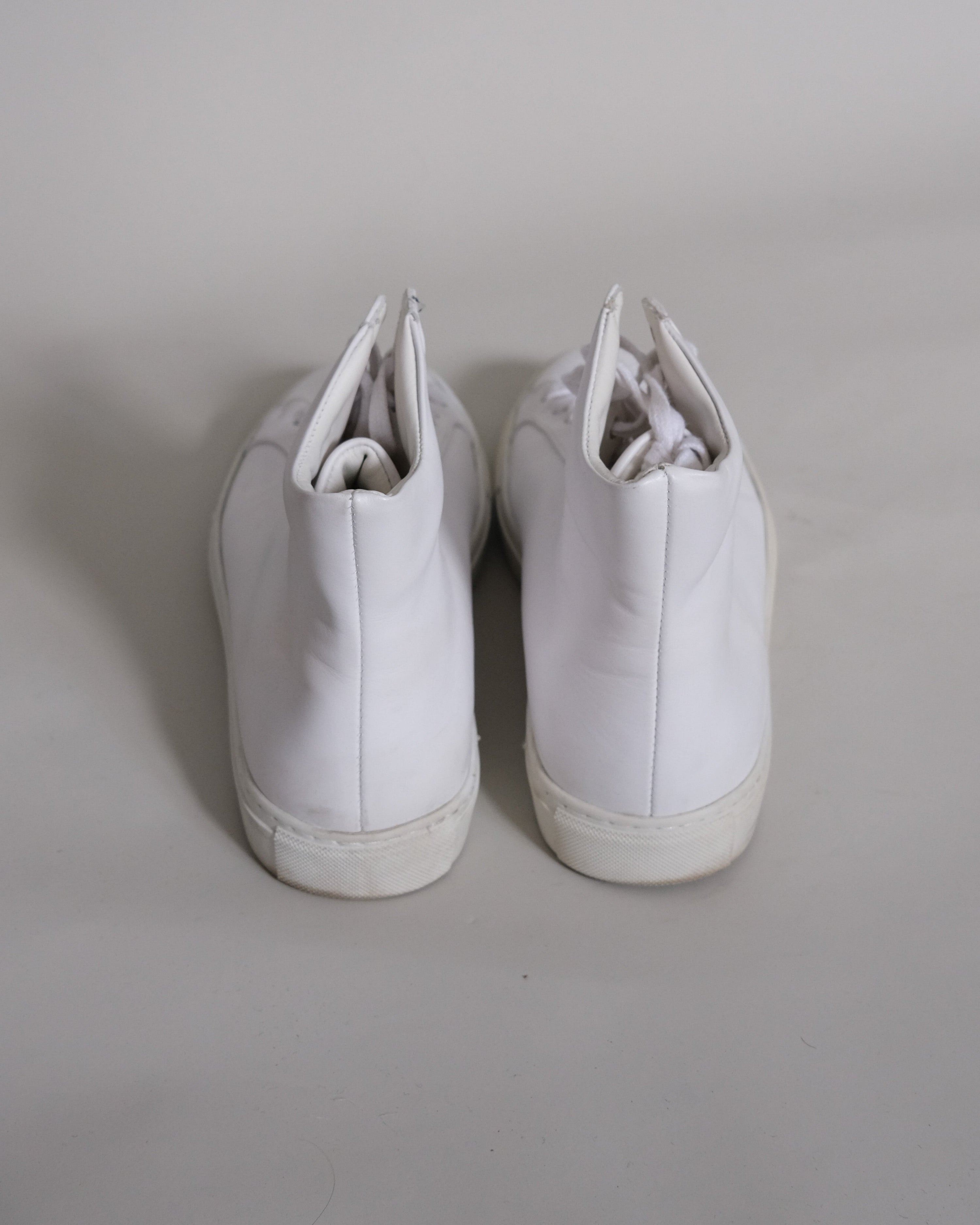 Leather sneakers
