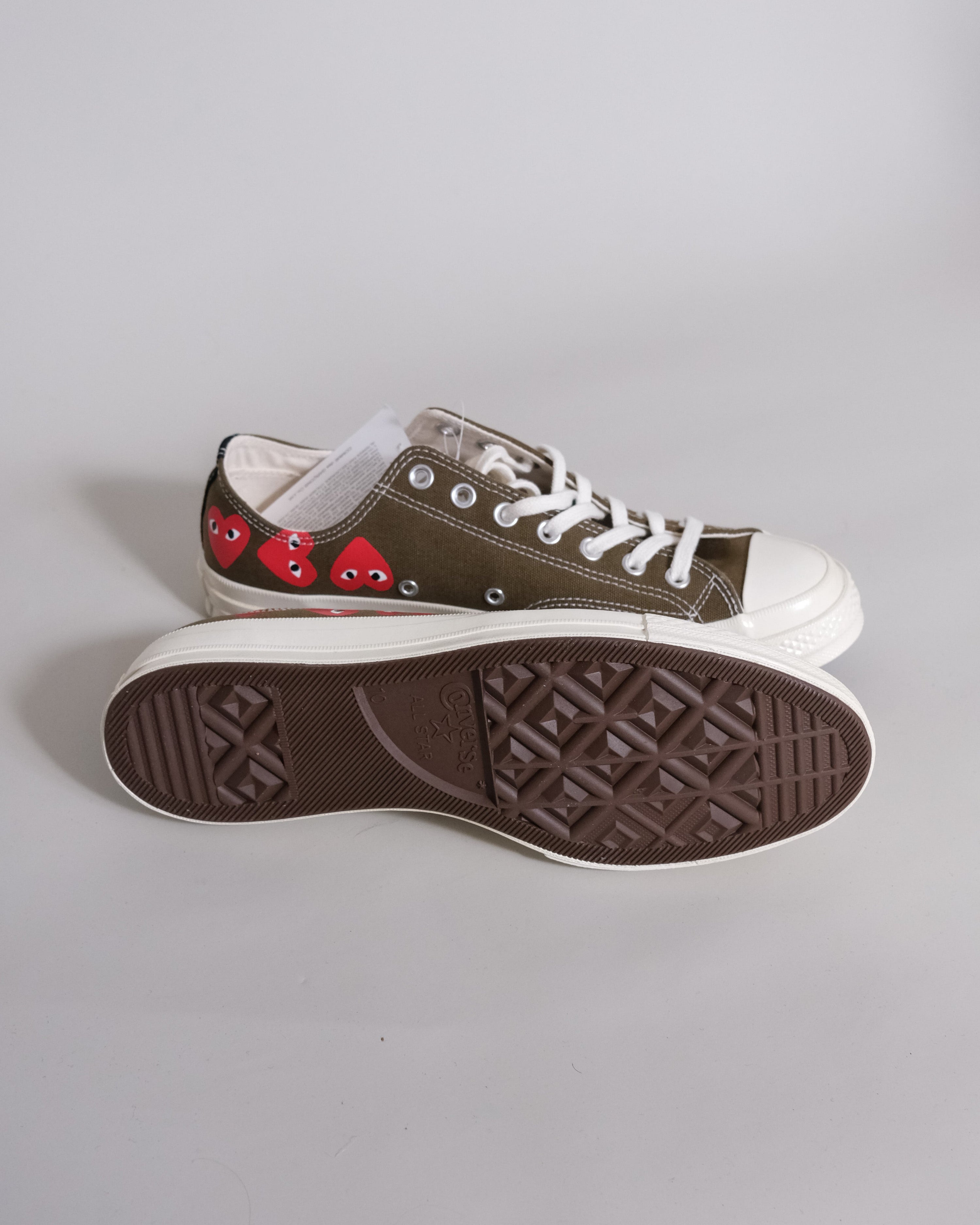 "Multi Red Heart Chuck Taylor All Star ´70"