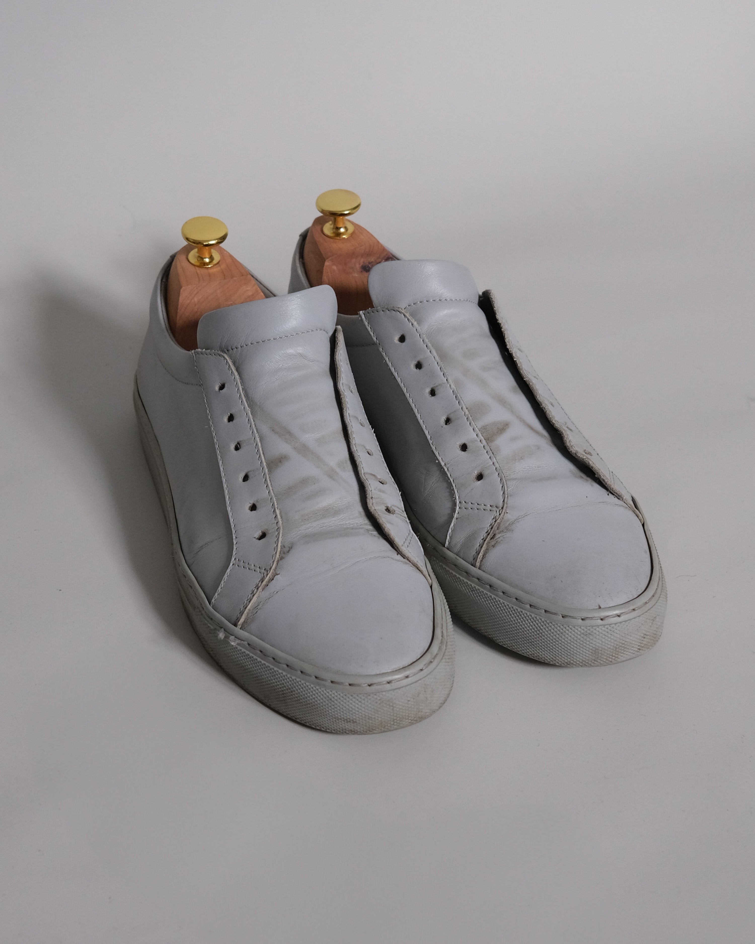 Leather sneakers