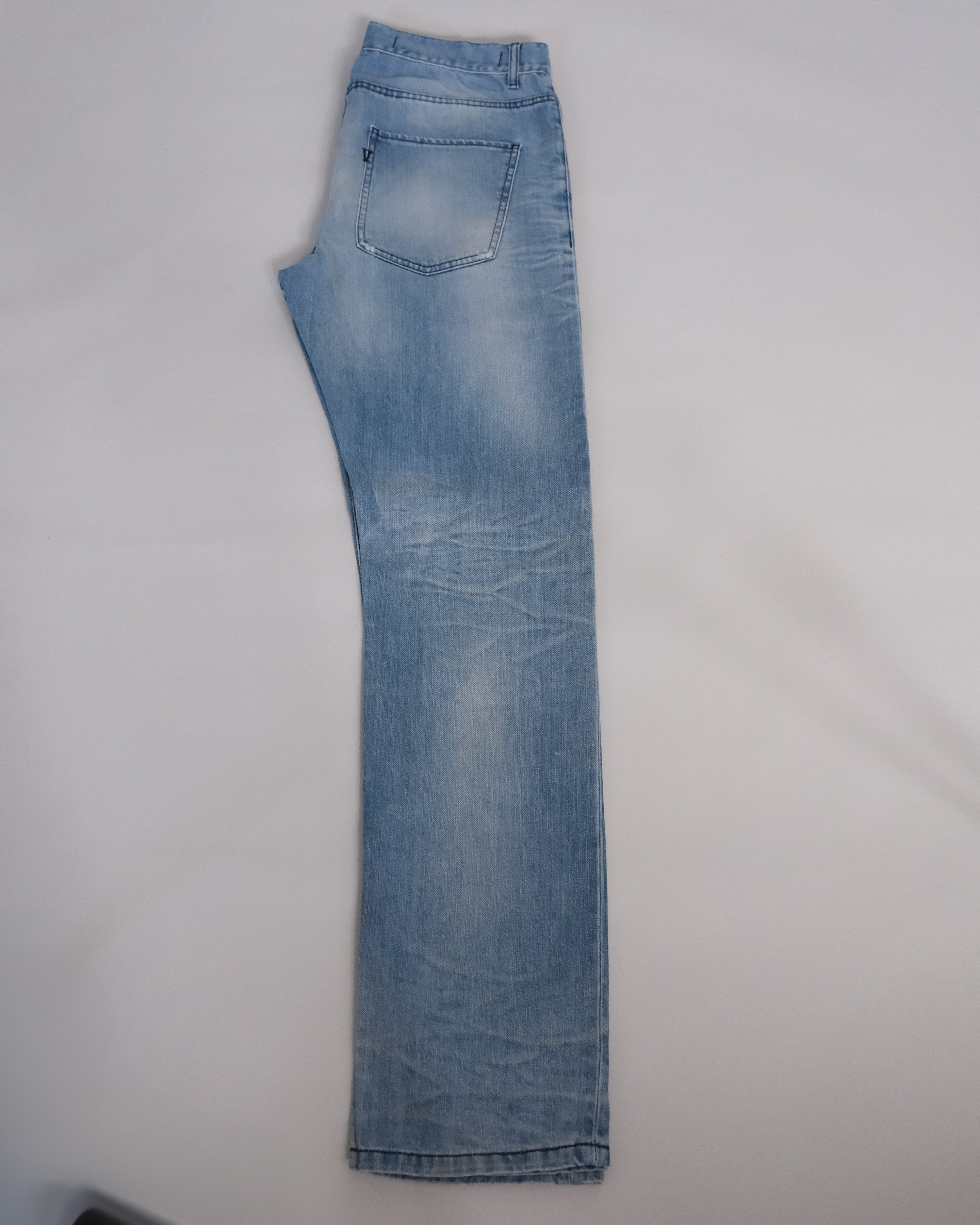5-pocket distressed jeans